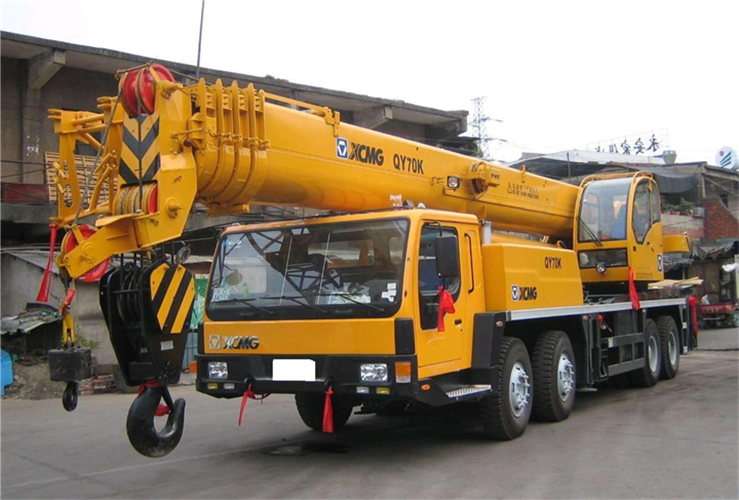 晋宁区吊车出租选择重点